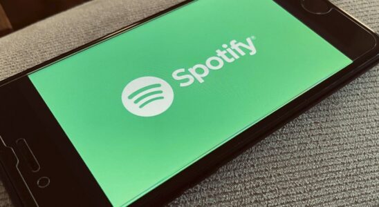 Spotify frappé par des réclamations pour violation des droits d'auteur de la part des éditeurs de musique ;  Un géant du streaming qualifie les allégations de « fausses et trompeuses » Les plus populaires doivent être lues Inscrivez-vous aux newsletters variées Plus de nos marques