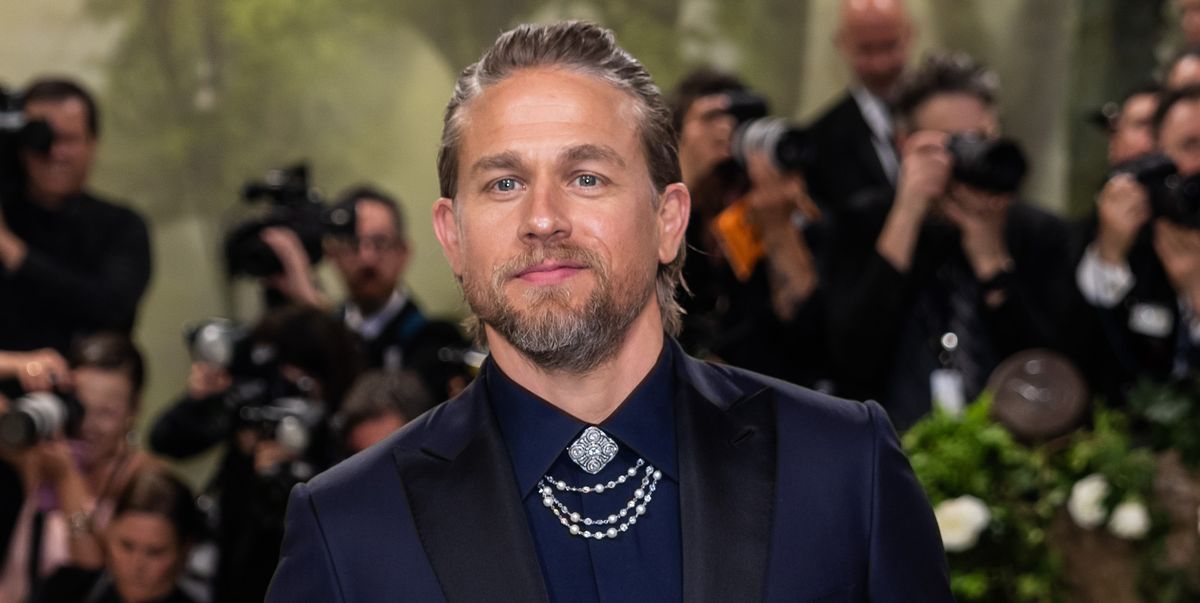 Charlie Hunnam prépare son prochain rôle à la télévision
