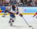 Le défenseur du Spirit de Saginaw Zayne Parekh tire la rondelle lors d'un match de la Coupe Memorial contre les Voltigeurs de Drummondville à Saginaw, Michigan, le 26 mai 2024. (Eric Young/CHL)