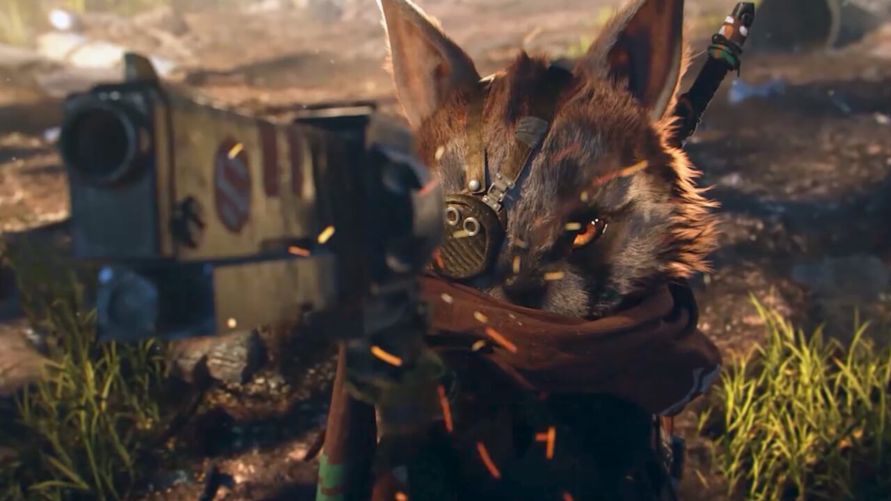 Une scène de la cinématique d'ouverture de Biomutant, elle présente une créature ressemblant à un raton laveur dans laquelle le joueur joue.  Dans la scène, il pointe son arme sur un ennemi hors écran.