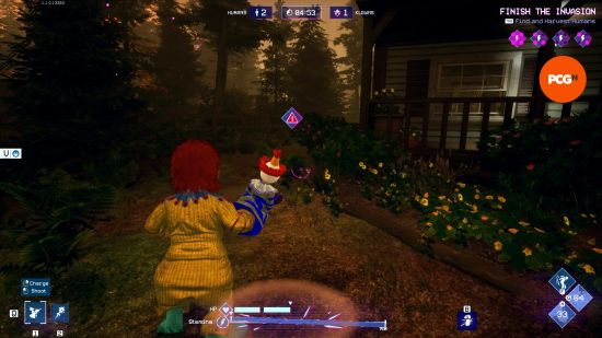 Astuces pour les Killer Klowns from Outer Space : Un marqueur rouge apparaît devant Shorty, indiquant brièvement l'emplacement d'un personnage joueur humain.