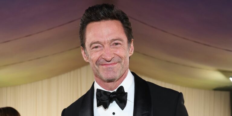 Hugh Jackman et Emma Thompson se réunissent pour le mystère du meurtre de moutons
