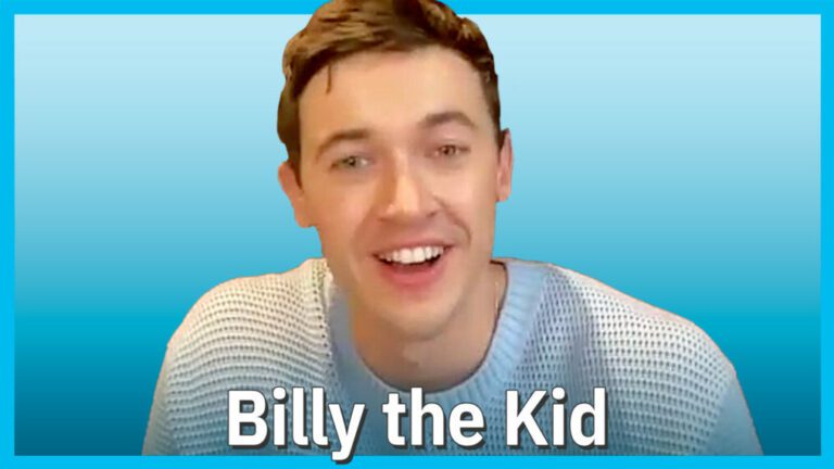 La star de "Billy the Kid", Tom Blyth, se prononce sur l'avenir de la relation entre Billy et Dulcinea (VIDEO)
