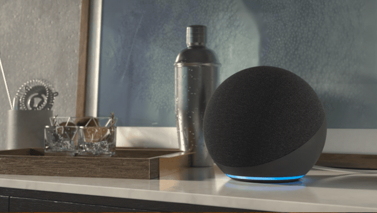 La vente Amazon regroupe le haut-parleur Echo avec une ampoule intelligente pour seulement 65 $