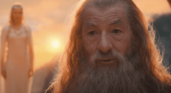 Ian McKellen dit qu'il envisagerait un nouveau film sur le Seigneur des Anneaux s'il n'est pas encore mort