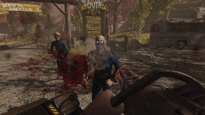 Deux Lost attaquent le joueur à l'extérieur d'un camping de vacances dans Fallout 76.