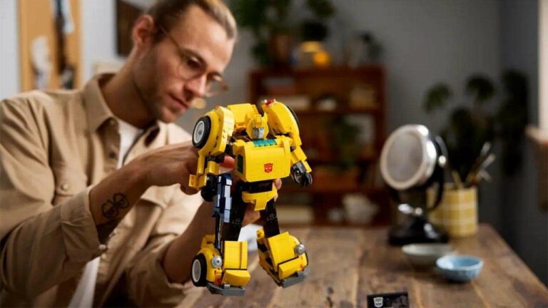 L'ensemble Lego Bumblebee Transformers sera le petit copain d'Optimus Prime
