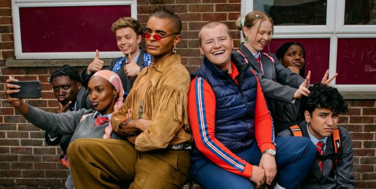 Layton Williams fait allusion à l’annulation de Bad Education
