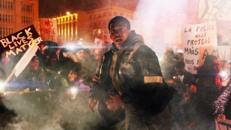 Le cinéaste belge Michiel Blanchart parle de son thriller d'action "Night Call" qui se déroule au milieu des manifestations Black Lives Matter en Belgique. Plus de Variety Les plus populaires À lire absolument Abonnez-vous aux newsletters Variety Plus de nos marques
	
	
