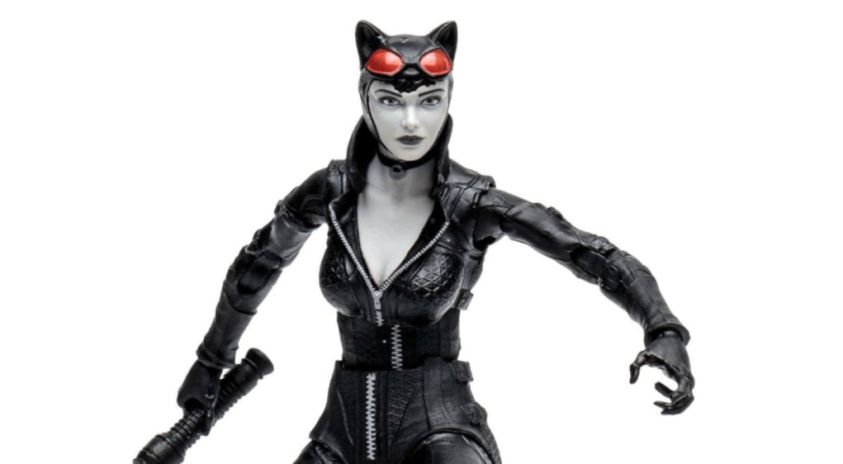 Une figurine articulée Batman Arkham City Catwoman