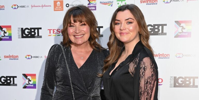 Lorraine Kelly réagit à l'annonce des fiançailles de sa fille Rosie
