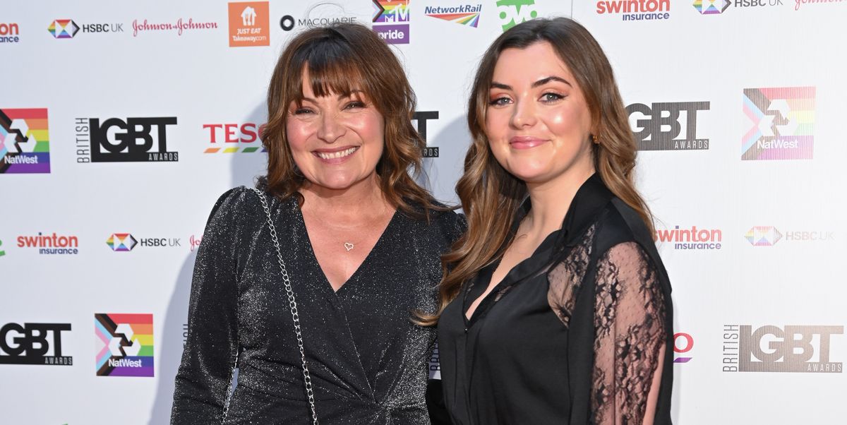 Lorraine Kelly réagit à l'annonce des fiançailles de sa fille Rosie
