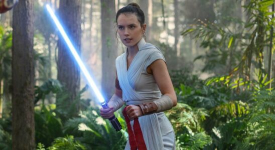 Tout le monde adore Daisy Ridley rencontrer Rey à Disneyland, mais le meilleur moment de son voyage n'a rien à voir avec Star Wars