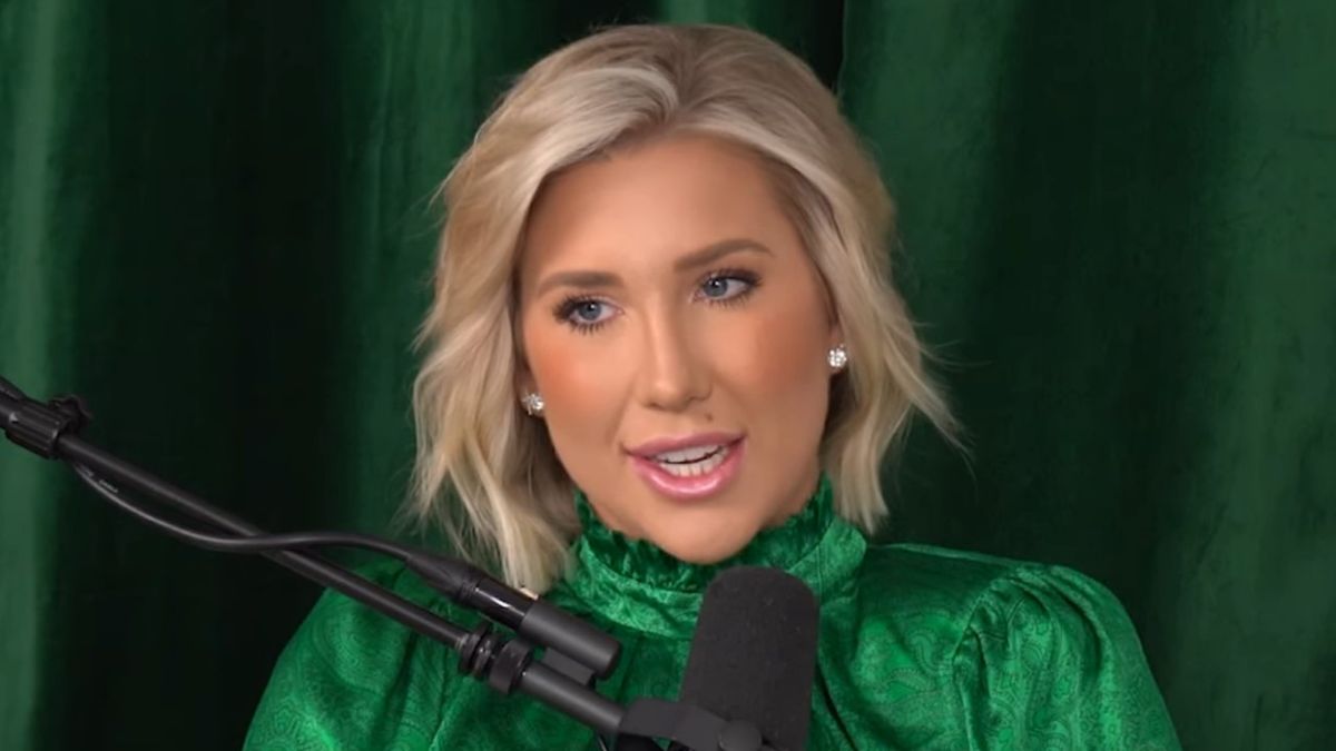 Savannah Chrisley a laissé tomber une réponse en quatre mots après l'annulation de la condamnation pour fraude bancaire de sa mère Julie
