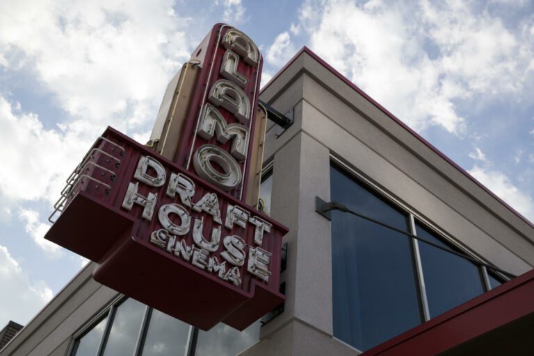 Alamo Drafthouse est racheté par Sony Pictures