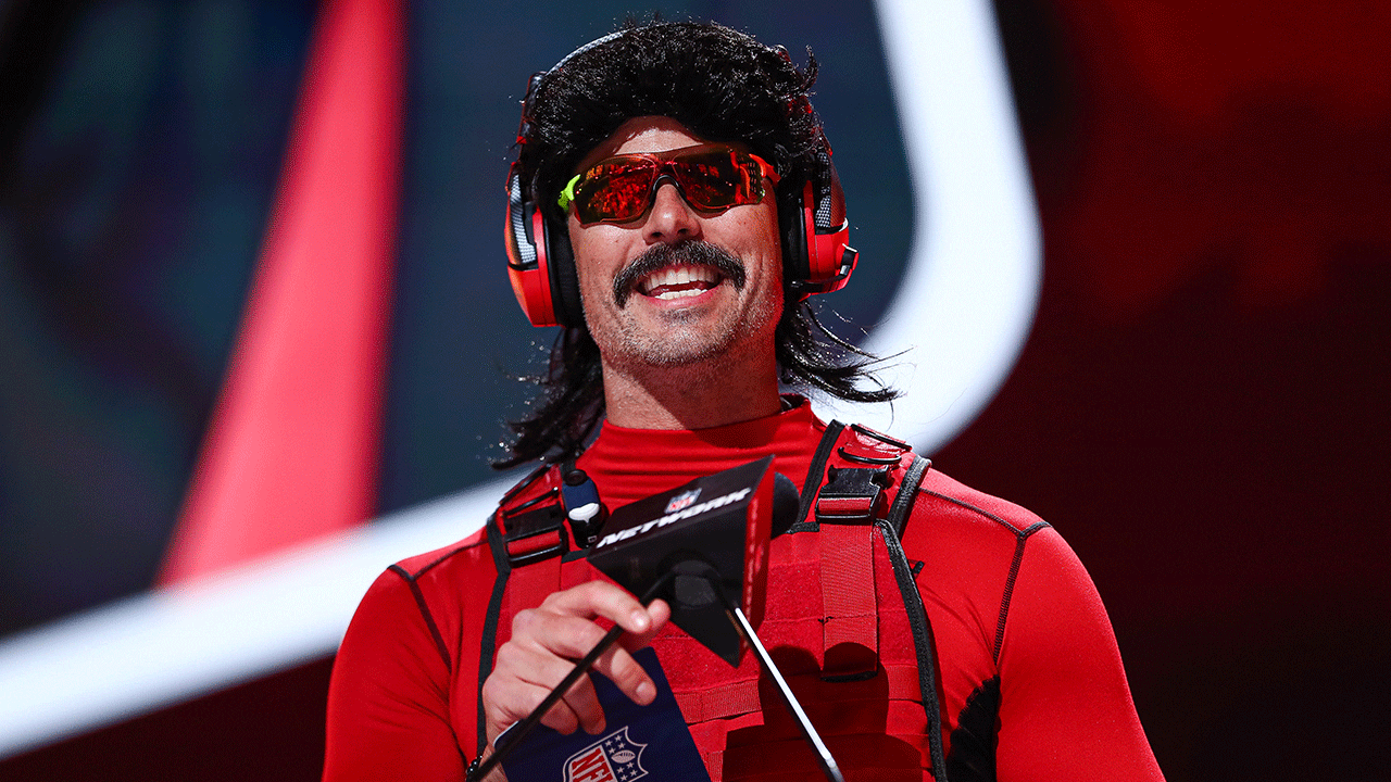 Comment les sponsors et partenaires de Dr Disrespect réagissent aux allégations d'interdiction de Twitch [UPDATED]
