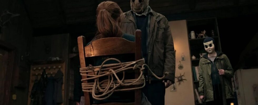 Comment regarder The Strangers : Chapitre 1 à la maison