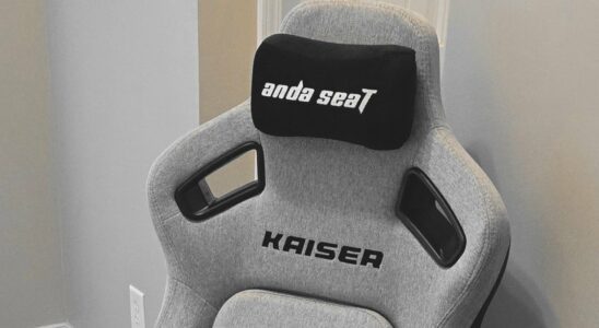 Examen de la chaise de jeu AndaSeat Kaiser 4