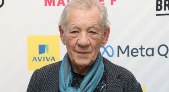 Ian McKellen hospitalisé après être tombé de scène lors d'un spectacle dans le West End Plus de Variety Les plus populaires À lire absolument Abonnez-vous aux newsletters Variety Plus de nos marques