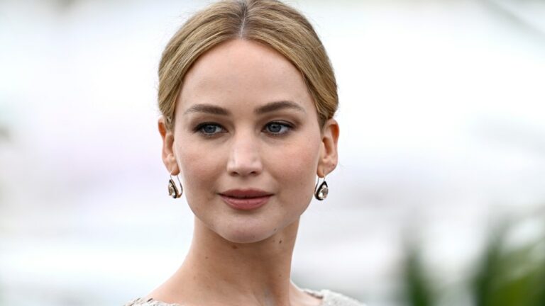 Jennifer Lawrence en vedette dans Murder Mystery inspiré de "Real Housewives" pour Apple Original Films et A24, Jeremy O. Harris produisant plus de variétés Les plus populaires À lire absolument Inscrivez-vous aux newsletters de variétés Plus de nos marques
	
	
