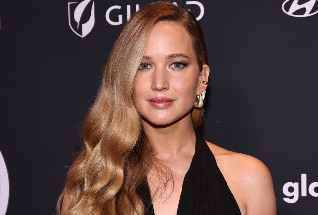 Jennifer Lawrence jouera dans le mystère du meurtre de « Real Housewives » « The Wives »