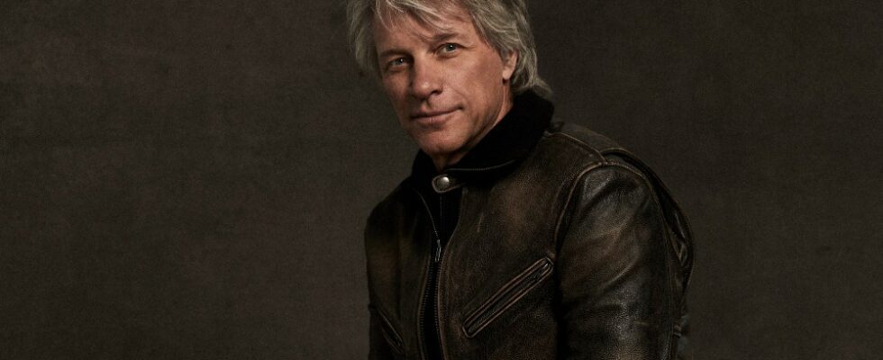 Jon Bon Jovi parle de Peut-être plus jamais en tournée, Taylor Swift crée sa propre « industrie » et est sur le point de décrocher le rôle de Val Kilmer dans « Heat » Plus de variétés Les plus populaires À lire absolument Abonnez-vous aux newsletters de variétés Plus de nos marques