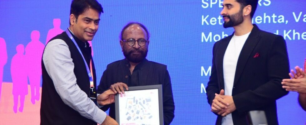 Ketan Mehta appelle à ce que l'animation indienne soit prise dans un « cercle vicieux » pour adopter une « mentalité mondiale » – Festival de Mumbai Plus de variétés Les plus populaires À lire absolument Abonnez-vous aux newsletters de variétés Plus de nos marques