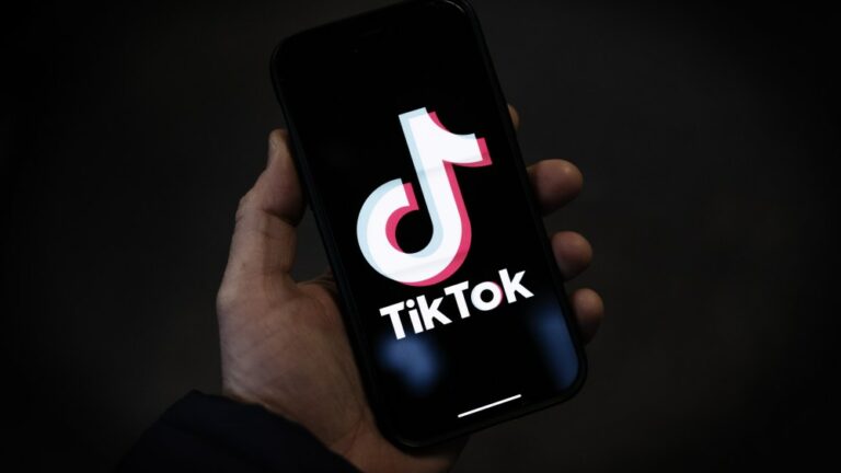 La FTC renvoie la plainte relative à la confidentialité des enfants sur TikTok au ministère de la Justice. Plus de Variety Les plus populaires À lire absolument Inscrivez-vous aux newsletters Variety Plus de nos marques
	
	
