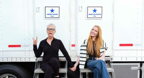 Jamie Lee Curtis and Lindsay Lohan on the set of the sequel to