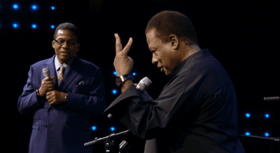 Le grand jazzman Wayne Shorter obtient son dû dans le documentaire "Zero Gravity" Plus de variétés Les plus populaires À lire absolument Inscrivez-vous aux newsletters de variétés Plus de nos marques