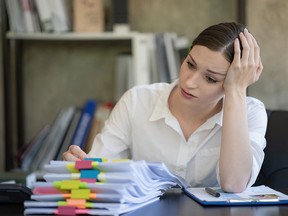 Le taux de changement d'emploi au Canada est en baisse de 41 pour cent par rapport à 2019.