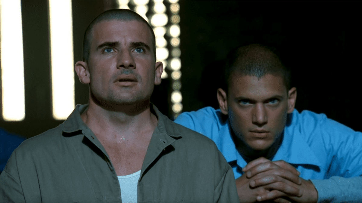 Dominic Purcell and Wentworth Miller in Prison Break Season 1