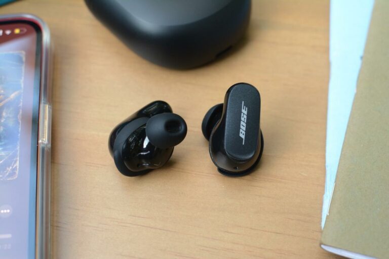 Les écouteurs Bose QuietComfort II sont actuellement à 100 $ de réduction