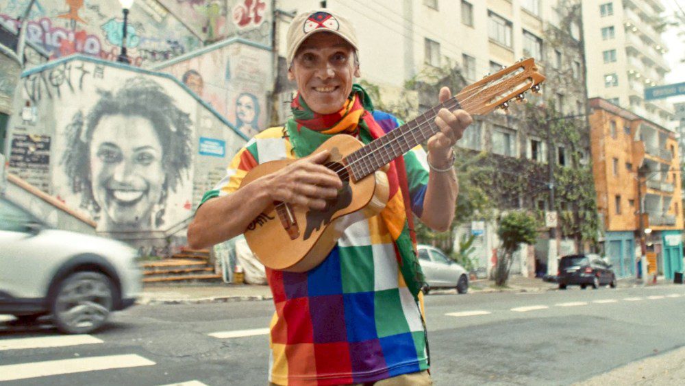 Manu Chao sortira son premier album en 17 ans, 