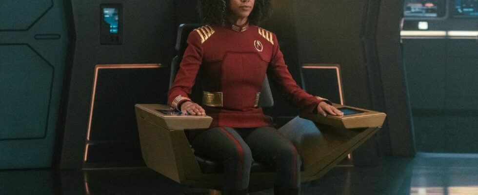 Michael Burnham in the future in the Star Trek: Discovery finale