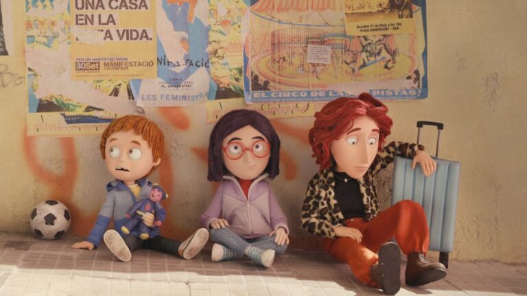 Pyramide Films présente le long métrage en stop-motion "Olivia et le tremblement de terre invisible" sur une famille expulsée de son domicile (EXCLUSIF) Plus de Variety Les plus populaires À lire absolument Abonnez-vous aux newsletters Variety Plus de nos marques
	
	
