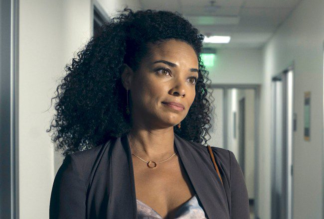 Rochelle Aytes de SWAT quitte la série « Watson » de CBS