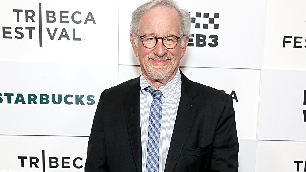 Steven Spielberg lance l'Apple Watch au 50e anniversaire de 