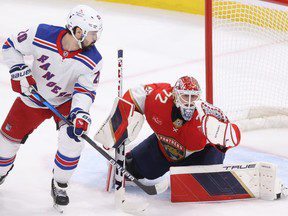 Stuart Skinner des Oilers fait l’éloge de Sergei Bobrovsky des Panthers avant la confrontation pour la Coupe Stanley