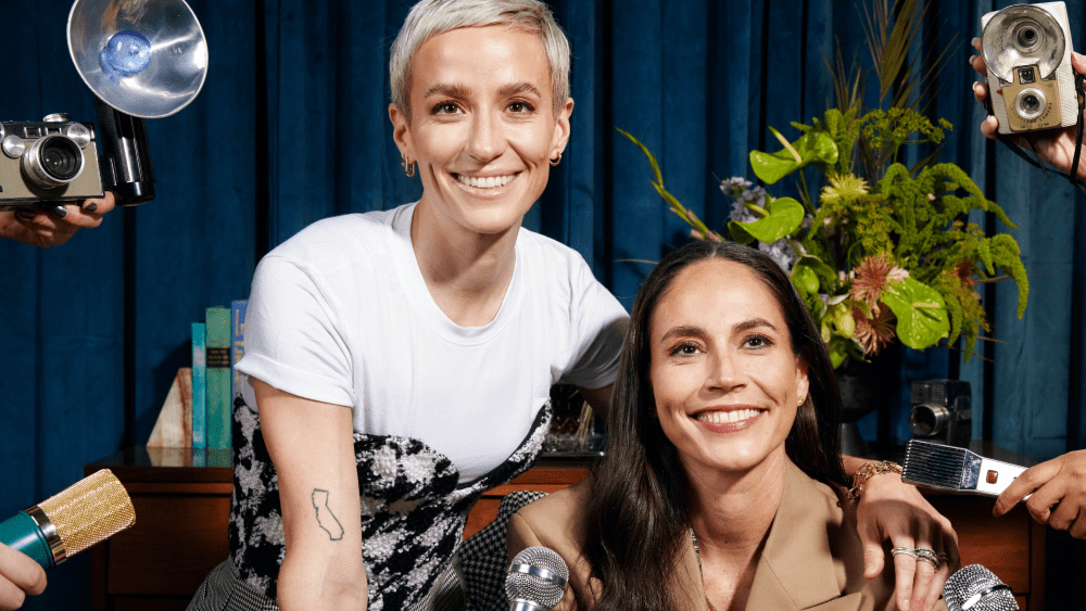 Sue Bird et Megan Rapinoe relancent le podcast « A Touch More » avec Vox Media Plus de Variety Les plus populaires À lire absolument Abonnez-vous aux newsletters Variety Plus de nos marques
	
	
