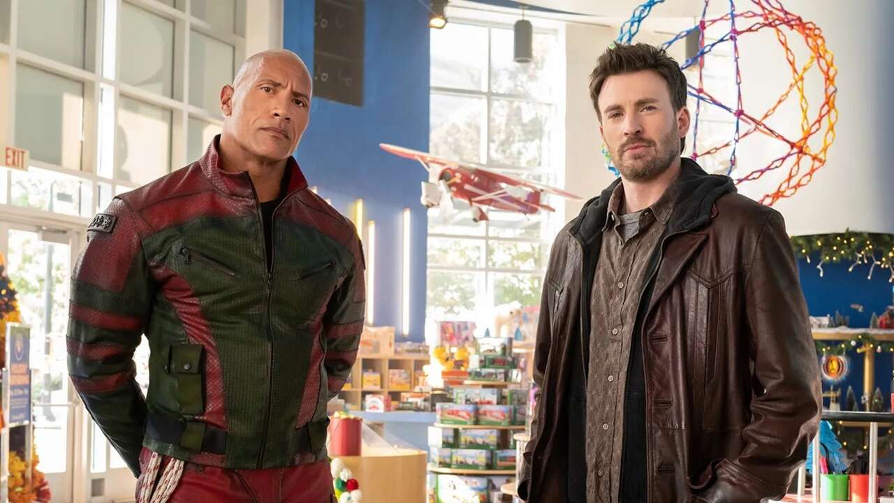 The Rock et Captain America s'associent pour sauver le Père Noël avec un ours polaire parlant
