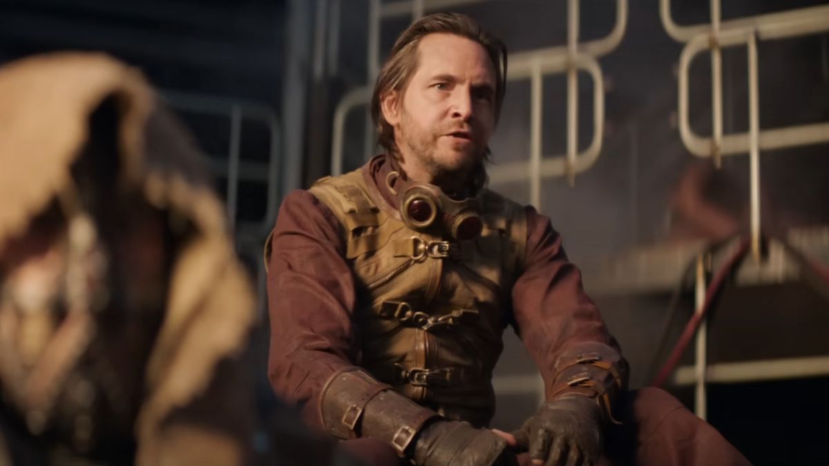 Aaron Stanford sits fired up in Deadpool & Wolverine.