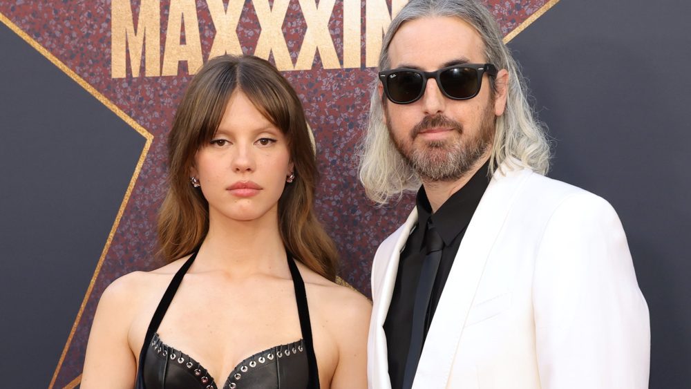 La star de « MaXXXine », Mia Goth, déclare que la fin de la trilogie « X » est « douce-amère » : « Ce fut des montagnes russes » Plus de Variety Les plus populaires À lire absolument Inscrivez-vous aux newsletters de Variety Plus de nos marques
	
	
