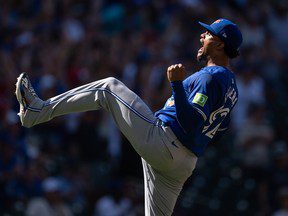 Les releveurs des Blue Jays assiégés s’imposent lors d’un match décisif de 10 manches à Seattle