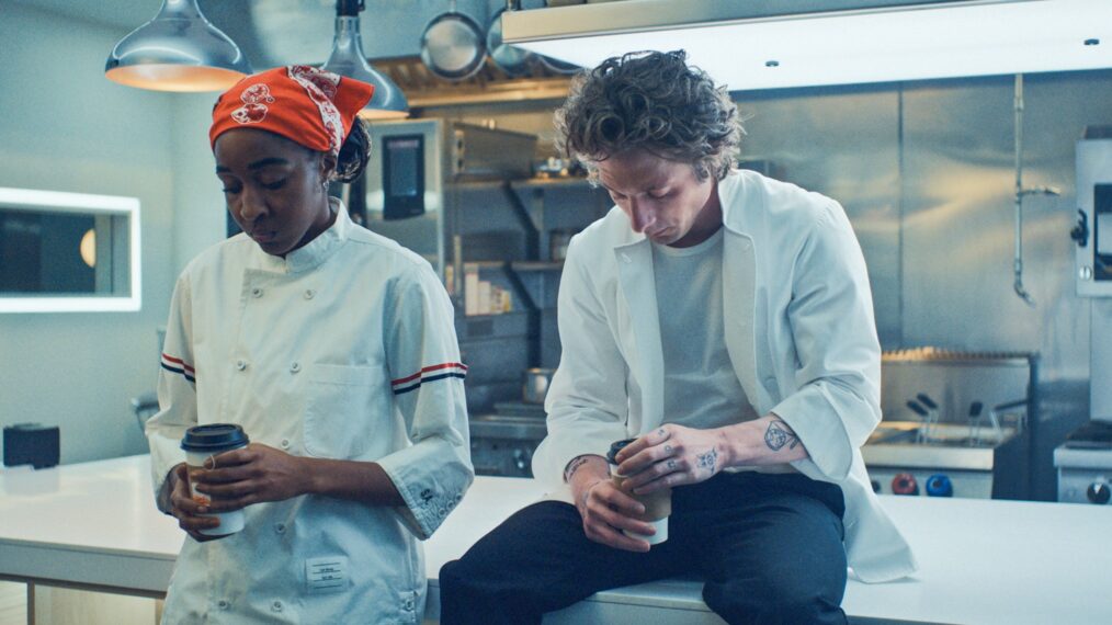 Ayo Edebiri and Jeremy Allen White in 