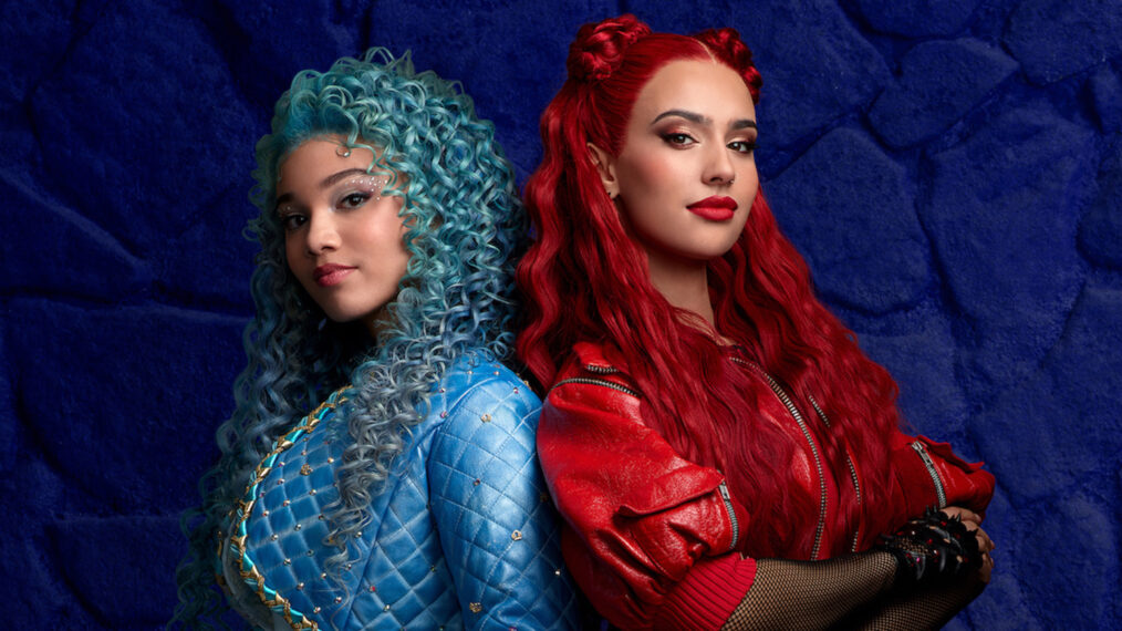 Malia Baker et Kylie Cantrall dans le rôle de Chloé et Red dans « Descendants : The Rise of Red »