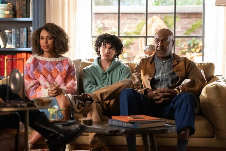 Paige, Finn and Edwin - played by Kerry Washington, Faly Rakotohavana, and Delroy Lindo - squeeze together on the therapist