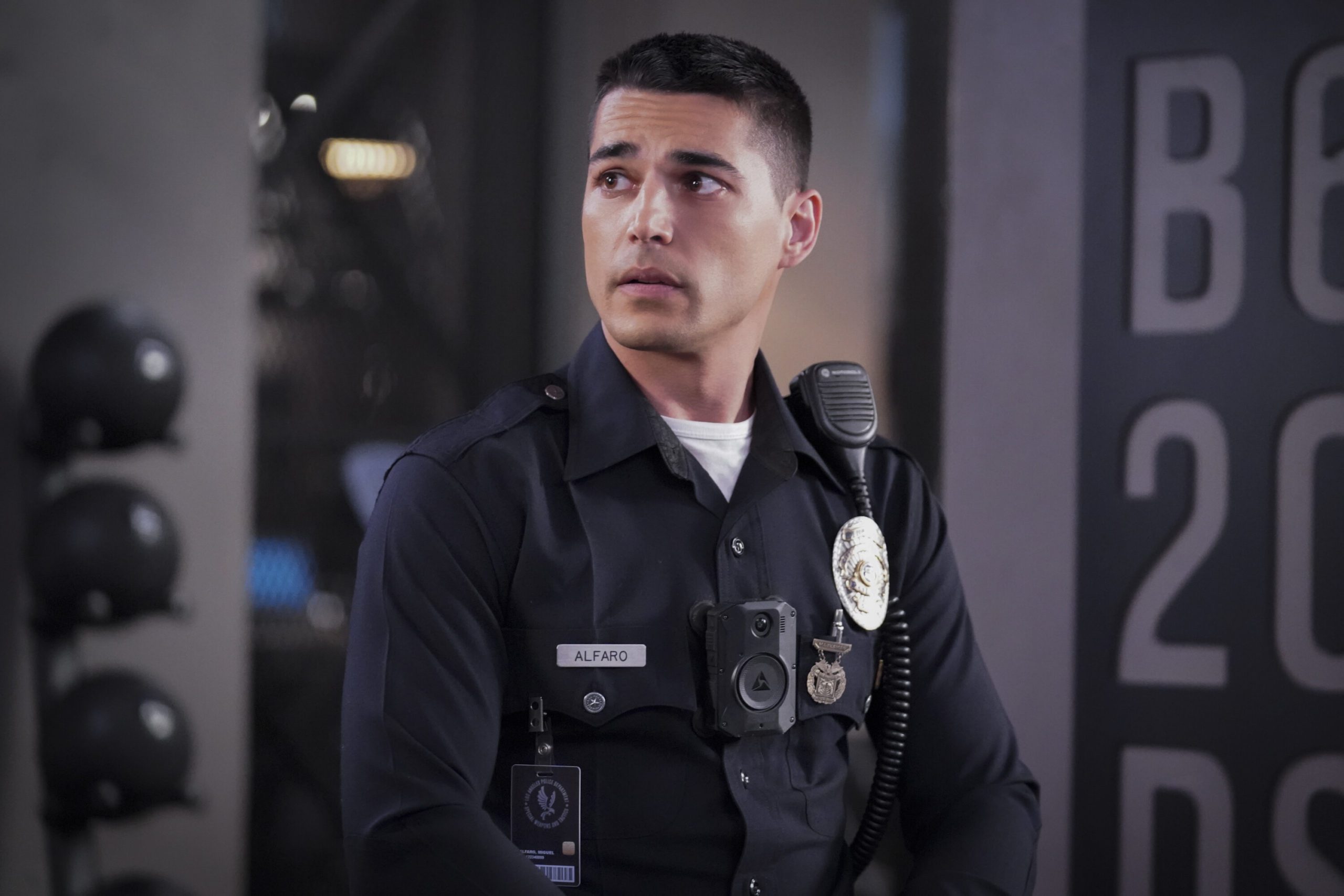 SWAT : Saison 8 ; Niko Pepaj promu au poste de personnage régulier de la série CBS, Annie Ilonzeh rejoint le casting
