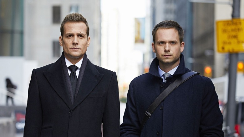 Costumes Gabriel Macht Patrick J. Adams