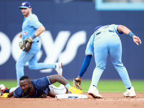 Dans une bataille d’attaques incompétentes, les Rays de Tampa Bay ont battu les Blue Jays